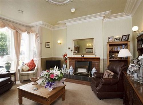 ブリドリントン The Broadfield Bed & Breakfast エクステリア 写真
